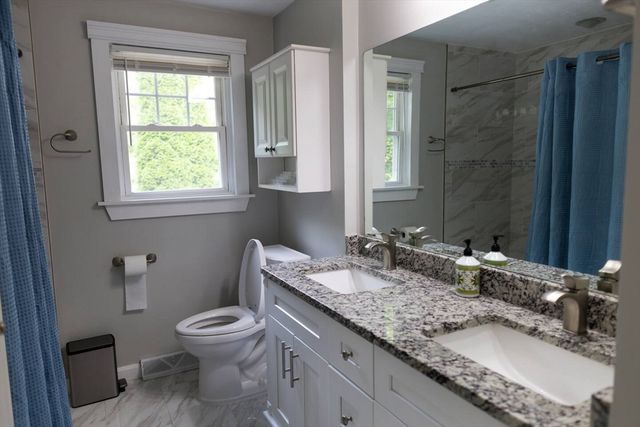 52 West Pond Rd, Plymouth, MA 02360