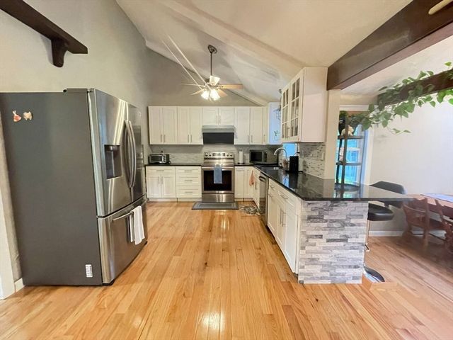 52 West Pond Rd, Plymouth, MA 02360