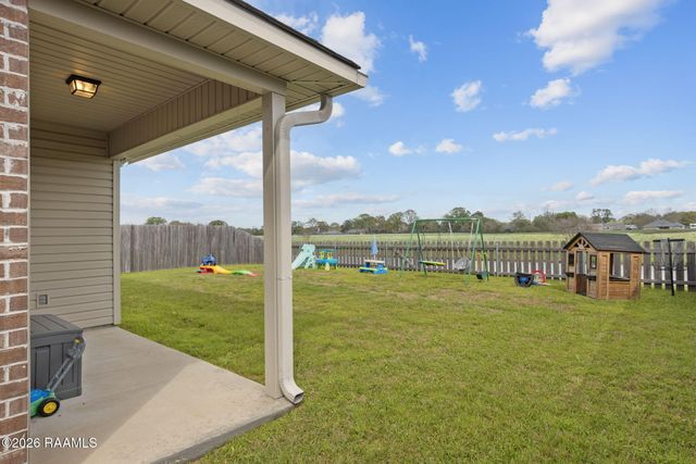108 Timber Edge Drive, Youngsville, LA 70592