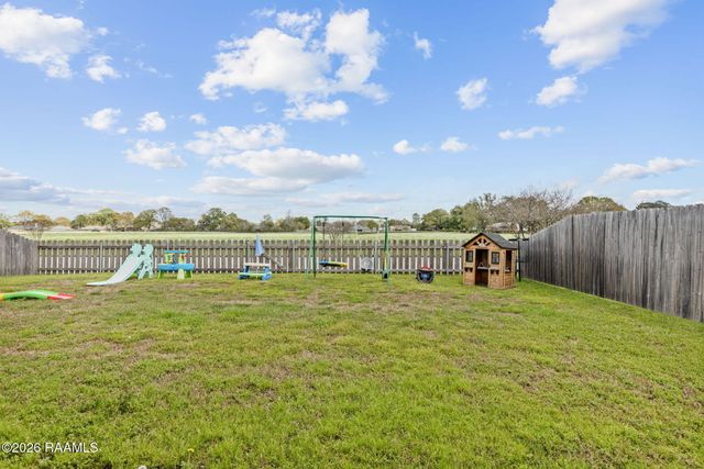 108 Timber Edge Drive, Youngsville, LA 70592