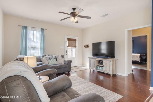 108 Timber Edge Drive, Youngsville, LA 70592