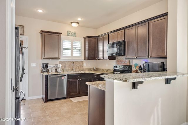 108 Timber Edge Drive, Youngsville, LA 70592