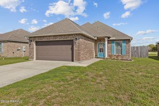 108 Timber Edge Drive, Youngsville, LA 70592
