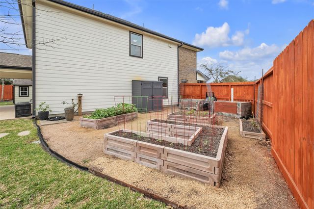 13706 Lacy Cove Court, Houston, TX 77034