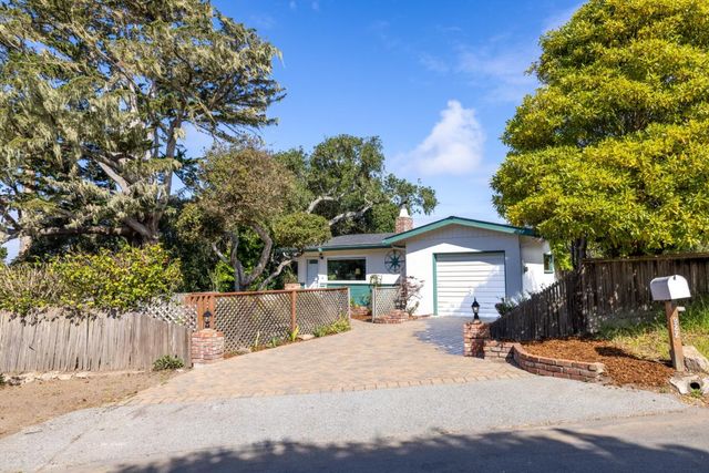 922 Maple Street, Pacific Grove, CA 93950