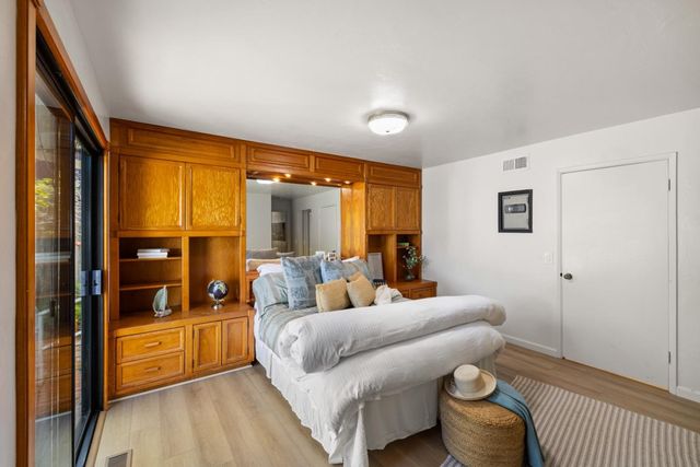 922 Maple Street, Pacific Grove, CA 93950