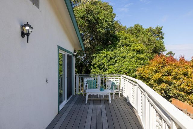 922 Maple Street, Pacific Grove, CA 93950