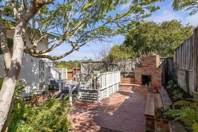 922 Maple Street, Pacific Grove, CA 93950