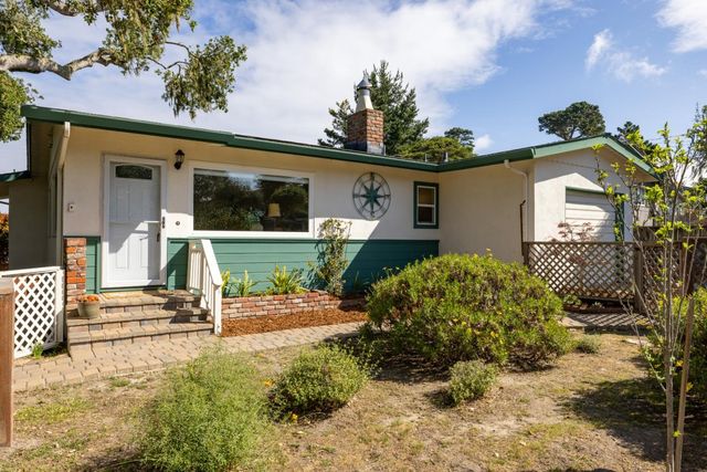922 Maple Street, Pacific Grove, CA 93950
