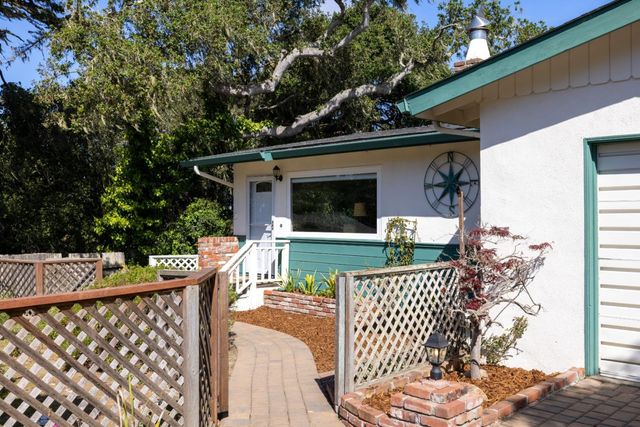 922 Maple Street, Pacific Grove, CA 93950