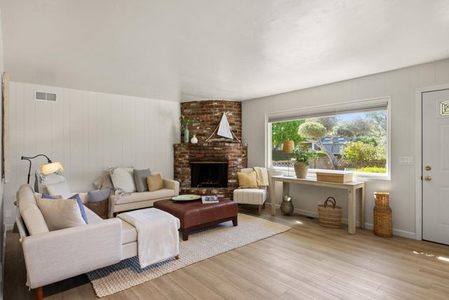 922 Maple Street, Pacific Grove, CA 93950