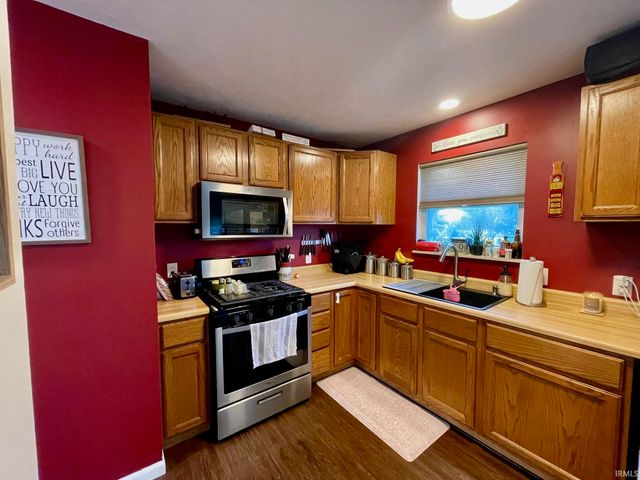 17132 Tomahawk Trail, Plymouth, IN 46563