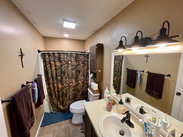 17132 Tomahawk Trail, Plymouth, IN 46563