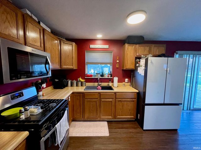 17132 Tomahawk Trail, Plymouth, IN 46563