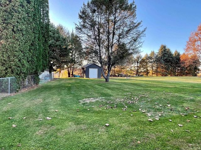 17132 Tomahawk Trail, Plymouth, IN 46563