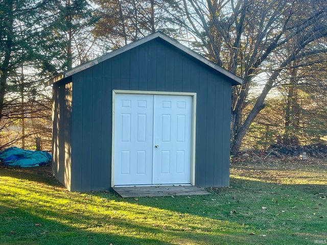 17132 Tomahawk Trail, Plymouth, IN 46563