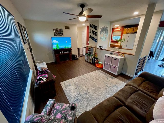 17132 Tomahawk Trail, Plymouth, IN 46563