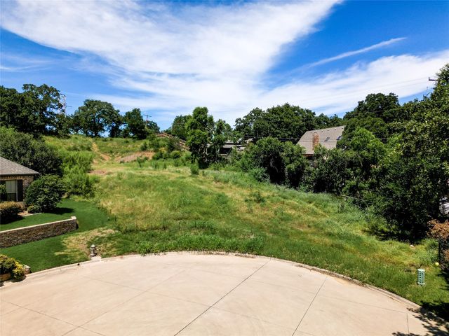 2001 Windswept Court, Arlington, TX 76012