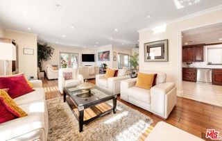 918 S Wooster Street 2, Los Angeles, CA 90035