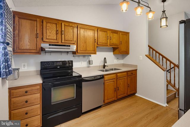 1431 FAIRBANKS DR, Hanover, MD 21076