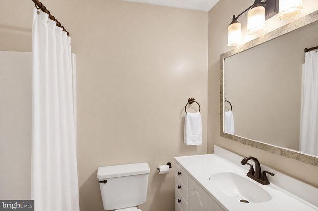 1431 FAIRBANKS DR, Hanover, MD 21076