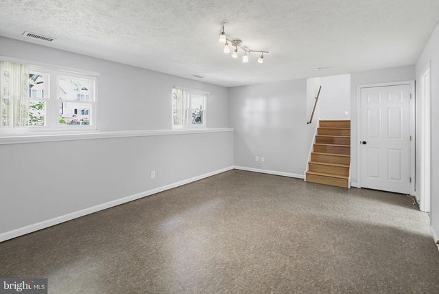 1431 FAIRBANKS DR, Hanover, MD 21076