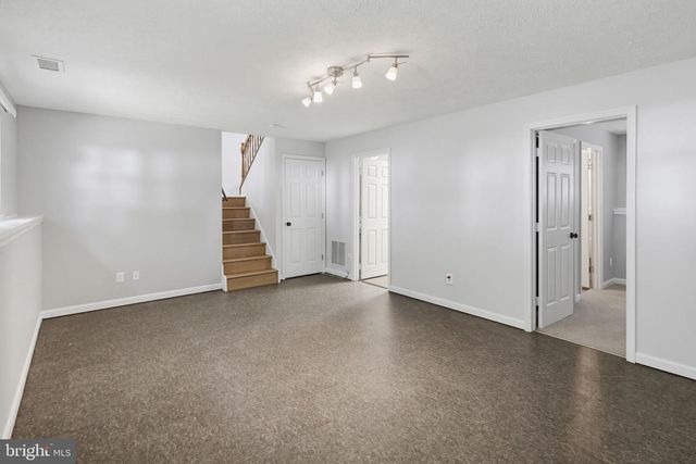 1431 FAIRBANKS DR, Hanover, MD 21076