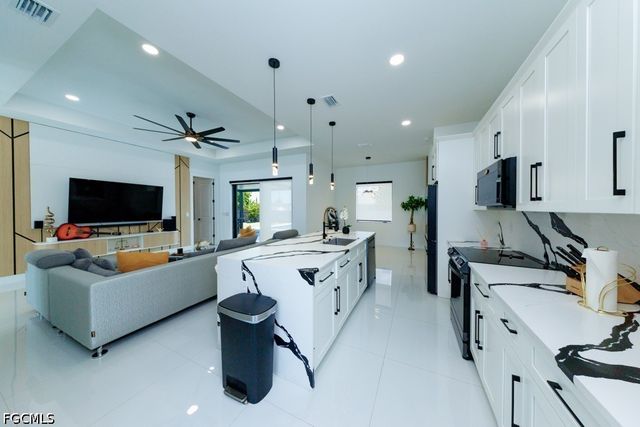 1007 NW 19th ST, Cape Coral, FL 33993