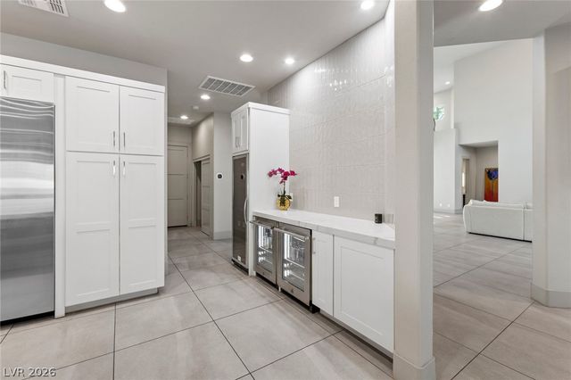 1912 Redbird Drive, Las Vegas, NV 89134