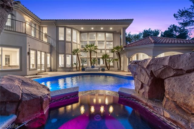 1912 Redbird Drive, Las Vegas, NV 89134