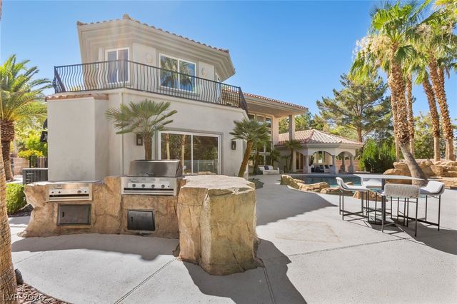 1912 Redbird Drive, Las Vegas, NV 89134