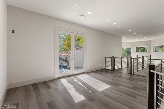 1912 Redbird Drive, Las Vegas, NV 89134