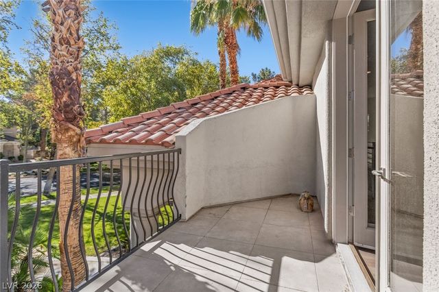 1912 Redbird Drive, Las Vegas, NV 89134