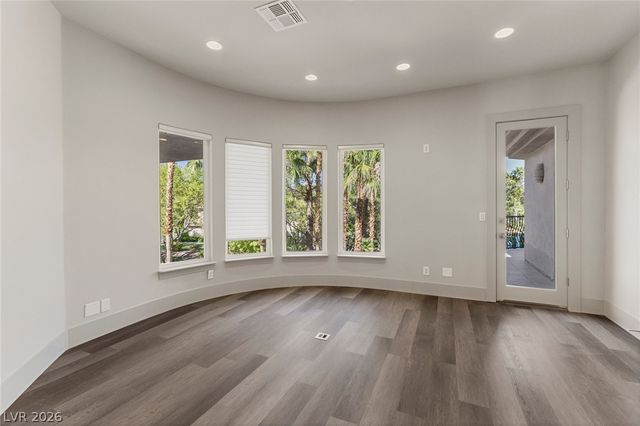 1912 Redbird Drive, Las Vegas, NV 89134