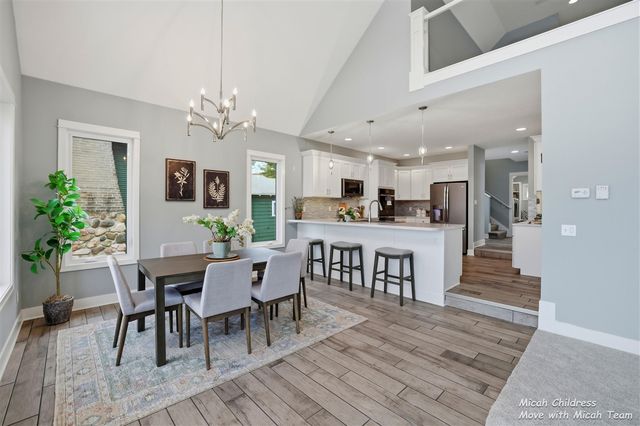 8563 Je Ne Be Drive, Rockford, MI 49341