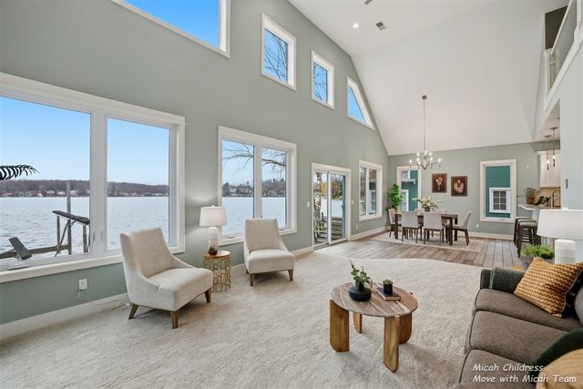 8563 Je Ne Be Drive, Rockford, MI 49341