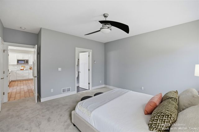 8563 Je Ne Be Drive, Rockford, MI 49341