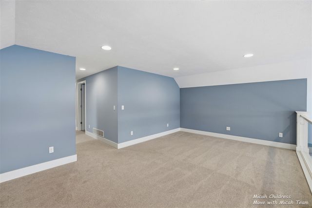 8563 Je Ne Be Drive, Rockford, MI 49341