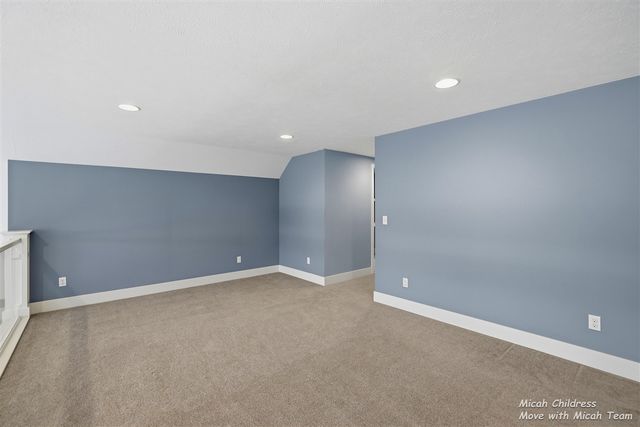 8563 Je Ne Be Drive, Rockford, MI 49341