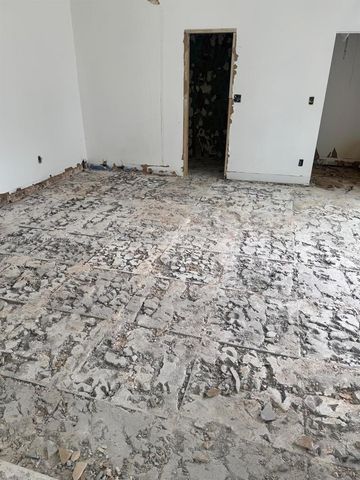290 NW 125th Avenue, Miami, FL 33182