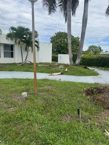 290 NW 125th Avenue, Miami, FL 33182