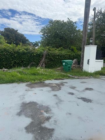 290 NW 125th Avenue, Miami, FL 33182