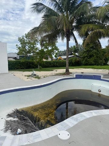 290 NW 125th Avenue, Miami, FL 33182