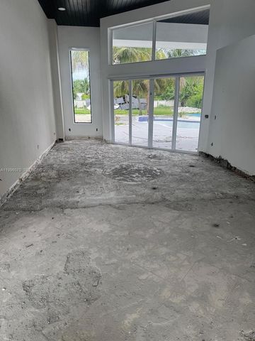 290 NW 125th Avenue, Miami, FL 33182