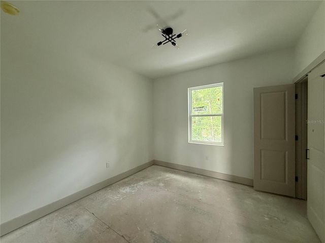 724 ELLWOOD AVENUE, Orlando, FL 32804