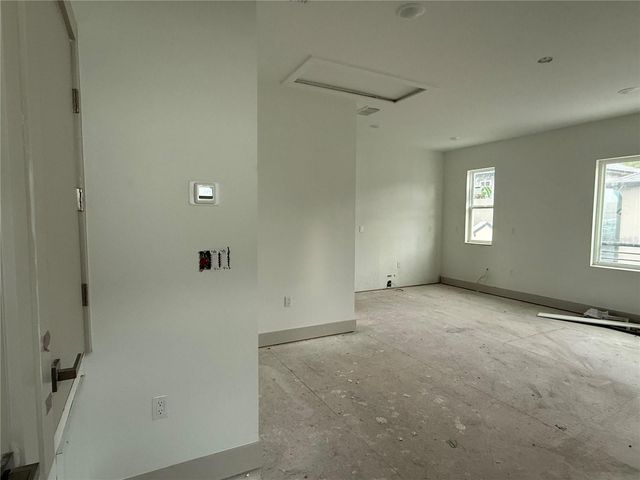724 ELLWOOD AVENUE, Orlando, FL 32804