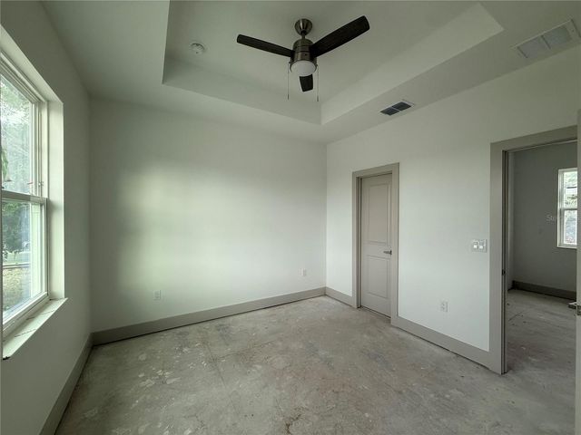 724 ELLWOOD AVENUE, Orlando, FL 32804