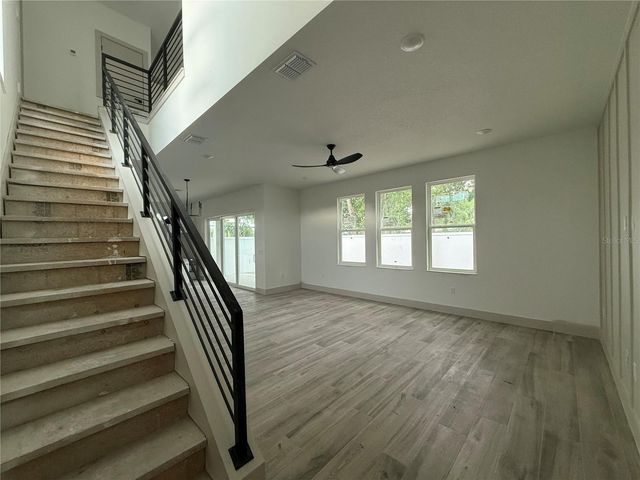 724 ELLWOOD AVENUE, Orlando, FL 32804