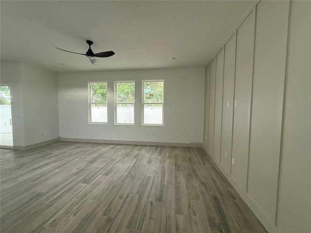 724 ELLWOOD AVENUE, Orlando, FL 32804
