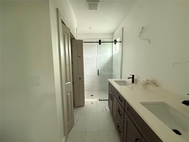 724 ELLWOOD AVENUE, Orlando, FL 32804